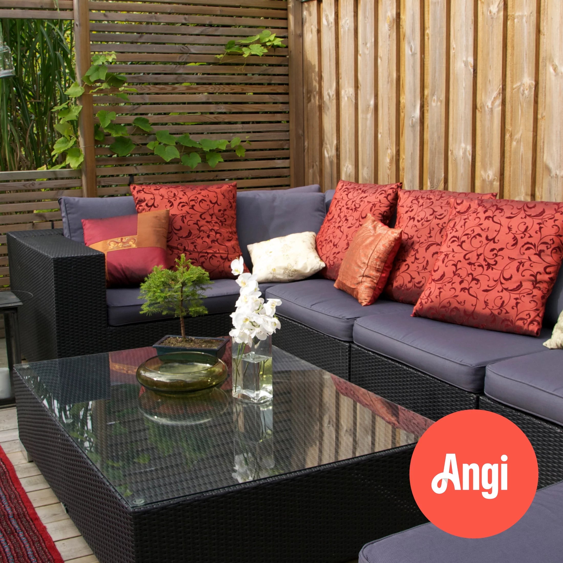 Outdoor Conversation Set Assembly